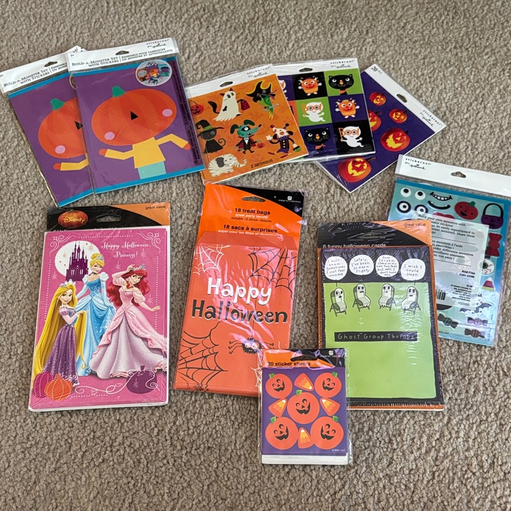 Halloween Party Treat Bags & Sticker Pack - Orange, Purple, Black- LOT